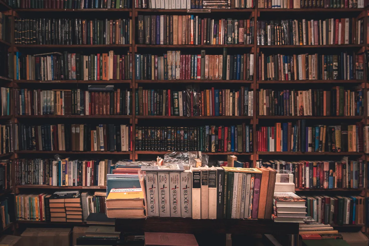 comprendre-le-concept-de-malgrim-dans-la-litterature